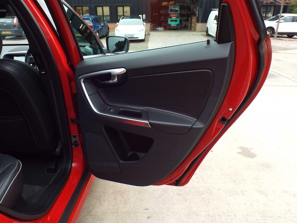Used Volvo XC60 2016 for sale - 76270967: Photo 25