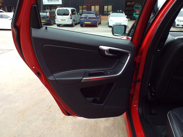Used Volvo XC60 2016 for sale - 76270967: Photo 30