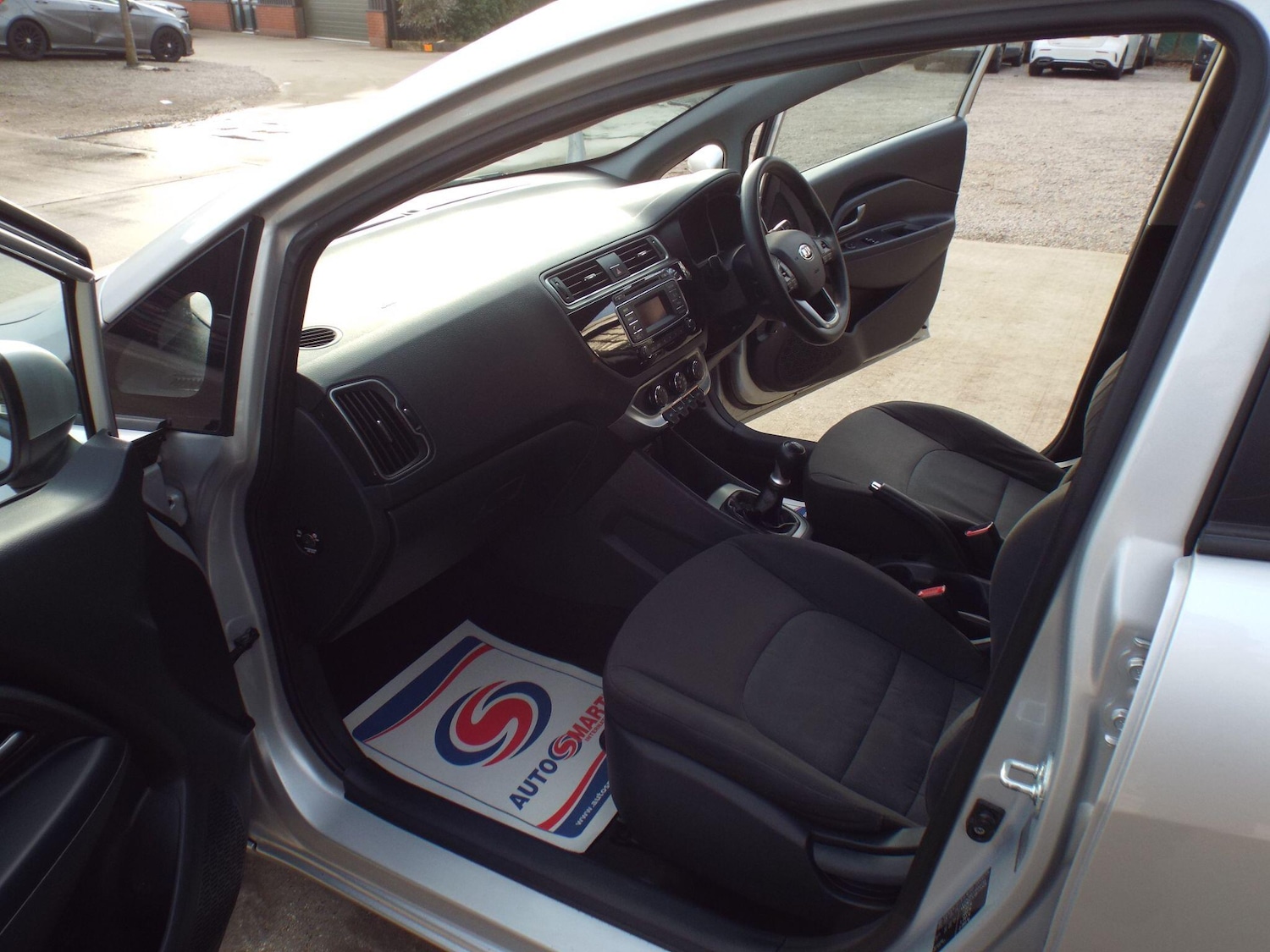 Used Kia Rio 2017 for sale - 77267362: Photo 28