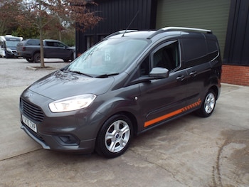 Used Ford Transit Courier 2021 for sale - 77524177: Photo