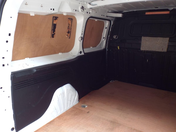 Used Peugeot Partner 2019 for sale - 76240286: Photo 37