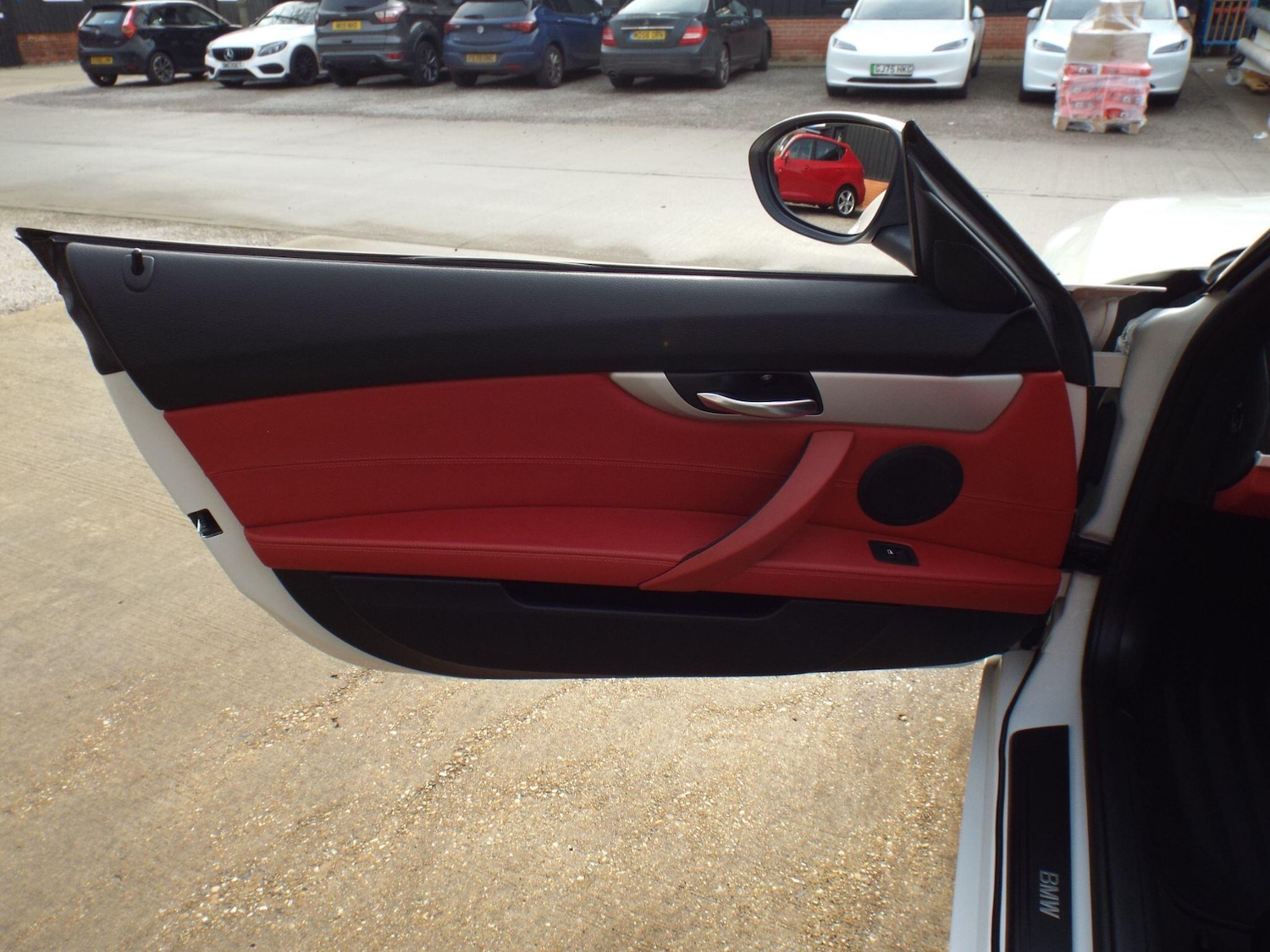 Used BMW Z4 for sale - 77597836: Photo 28