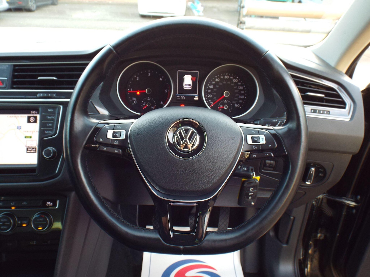 Used Volkswagen Tiguan 2017 for sale - 77016134: Photo 12