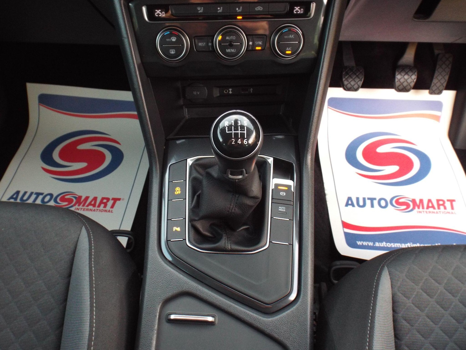 Used Volkswagen Tiguan 2017 for sale - 77016134: Photo 33