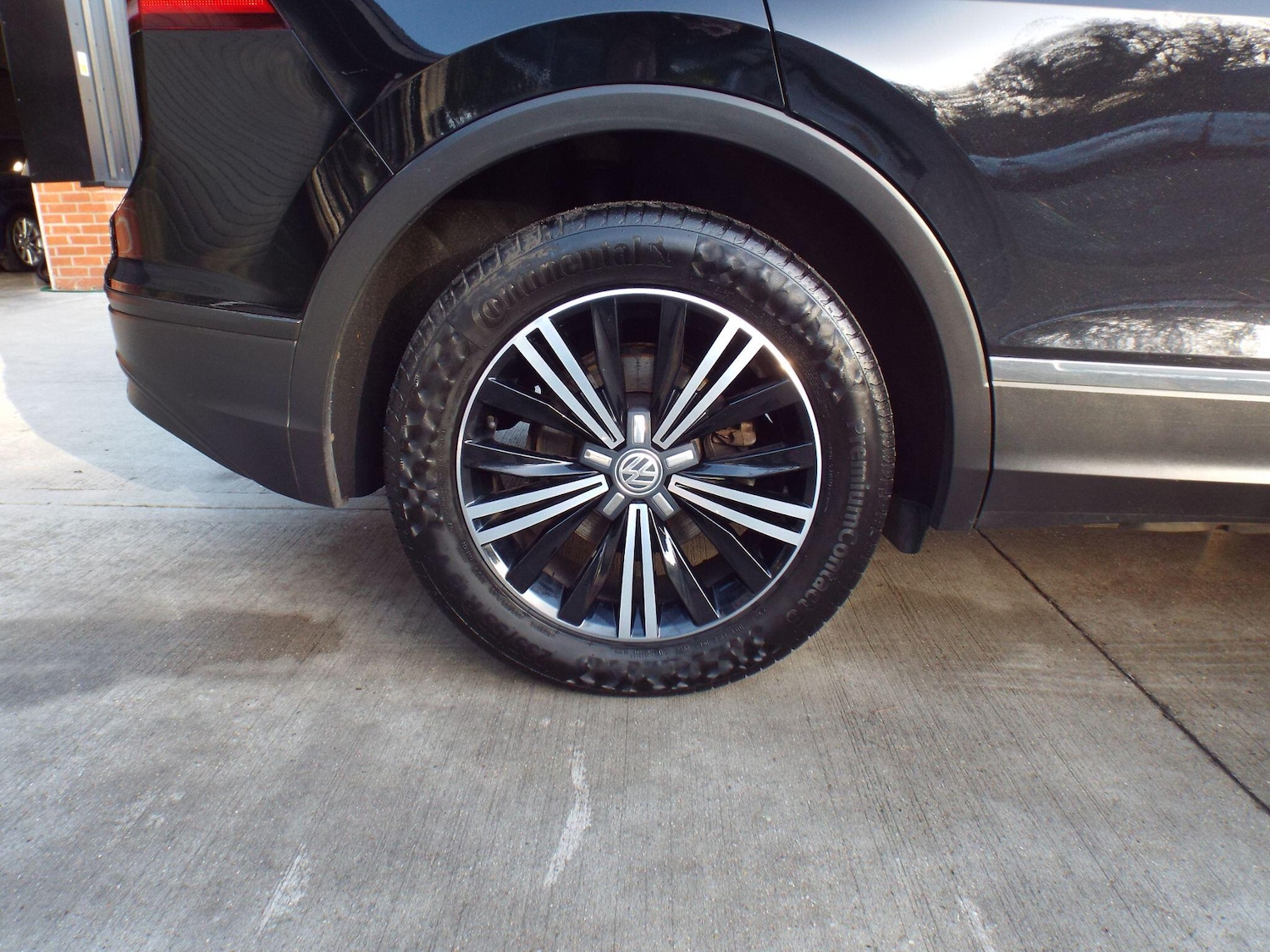 Used Volkswagen Tiguan 2017 for sale - 77016134: Photo 38