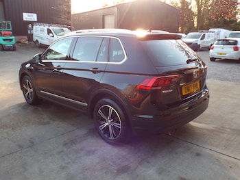 Used Volkswagen Tiguan 2017 for sale - 77016134: Photo