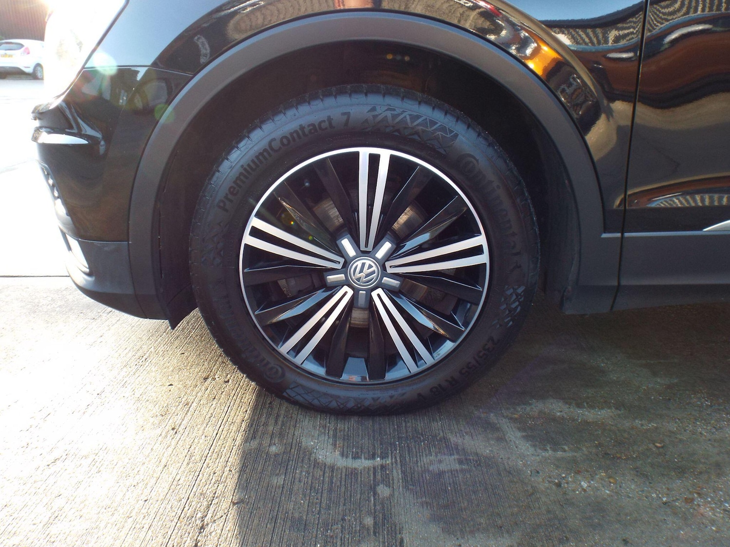 Used Volkswagen Tiguan 2017 for sale - 77016134: Photo 40