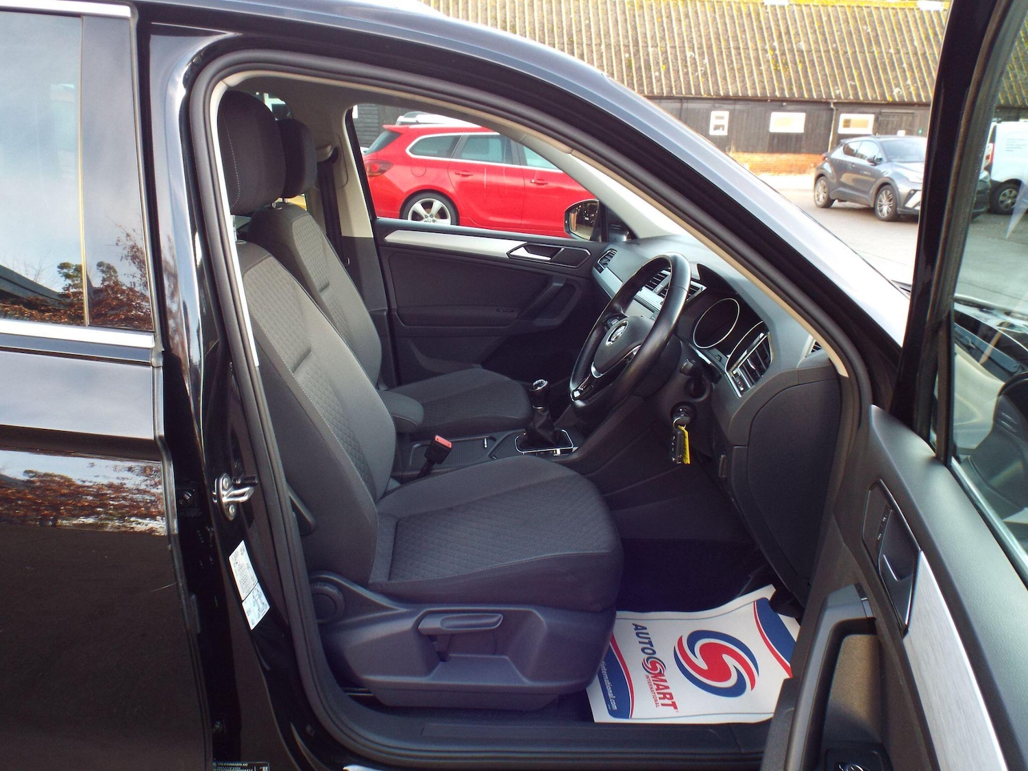 Used Volkswagen Tiguan 2017 for sale - 77016134: Photo 7