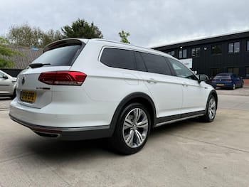Used Volkswagen Passat 2016 for sale - 79698042: Photo