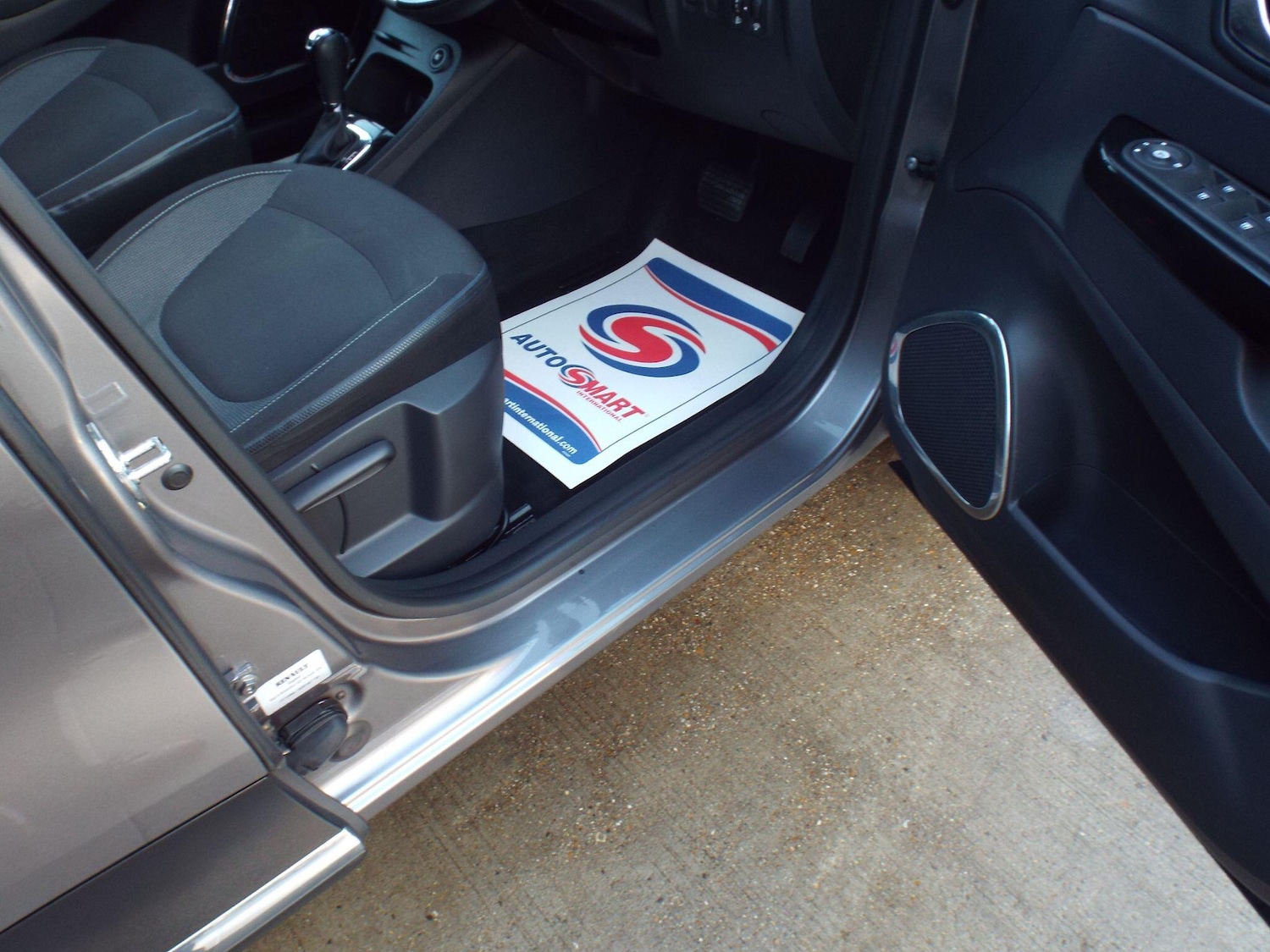 Used Renault Captur 2015 for sale - 76701528: Photo 16