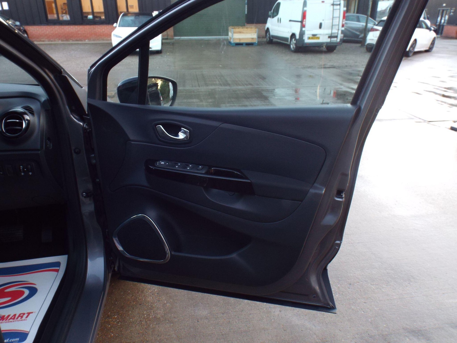 Used Renault Captur 2015 for sale - 76701528: Photo 17