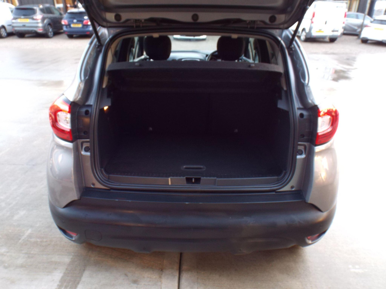 Used Renault Captur 2015 for sale - 76701528: Photo 20