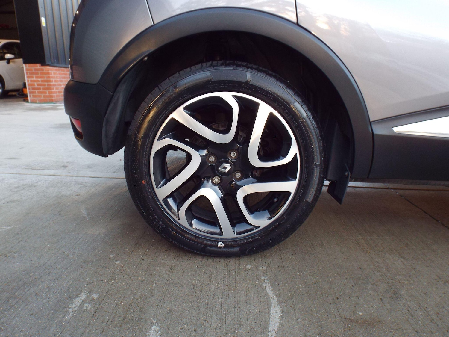 Used Renault Captur 2015 for sale - 76701528: Photo 33