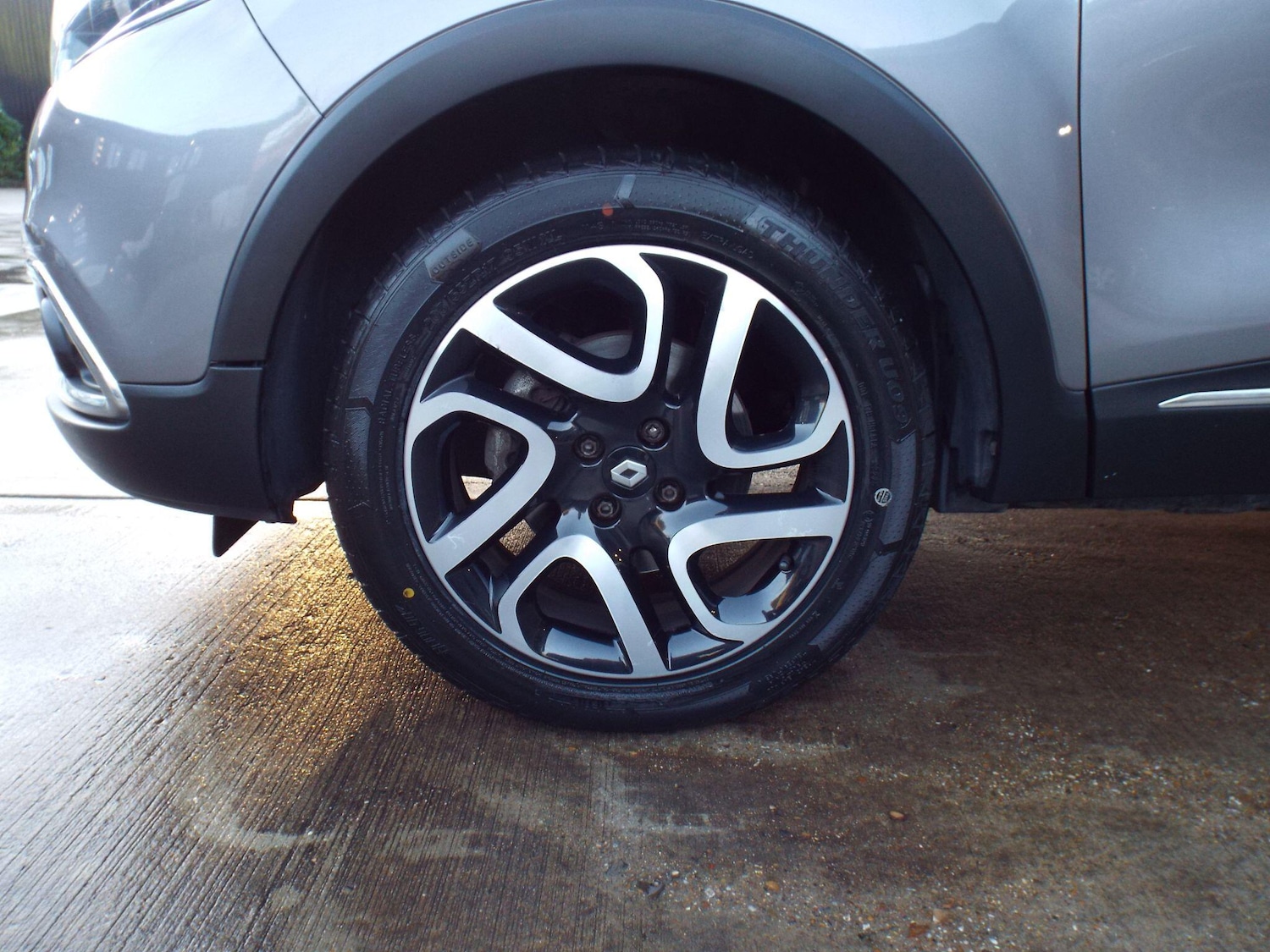 Used Renault Captur 2015 for sale - 76701528: Photo 35