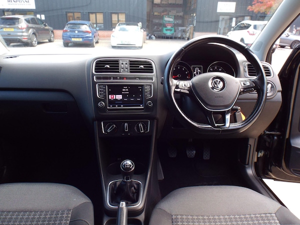 Used Volkswagen Polo 2017 for sale - 76122104: Photo 10