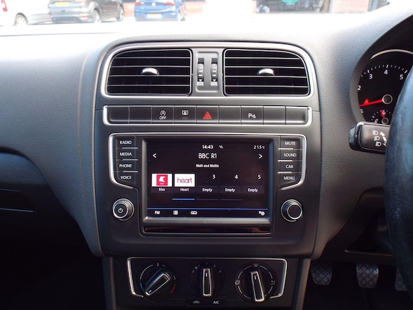 Used Volkswagen Polo 2017 for sale - 76122104: Photo 11