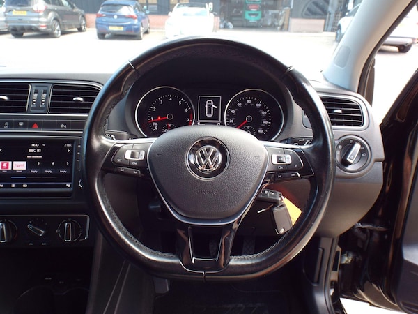Used Volkswagen Polo 2017 for sale - 76122104: Photo 12