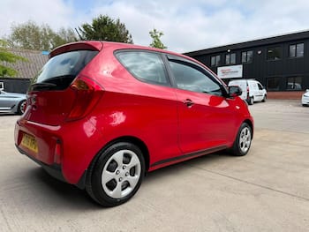 Used Kia Picanto 2016 for sale - 79608880: Photo