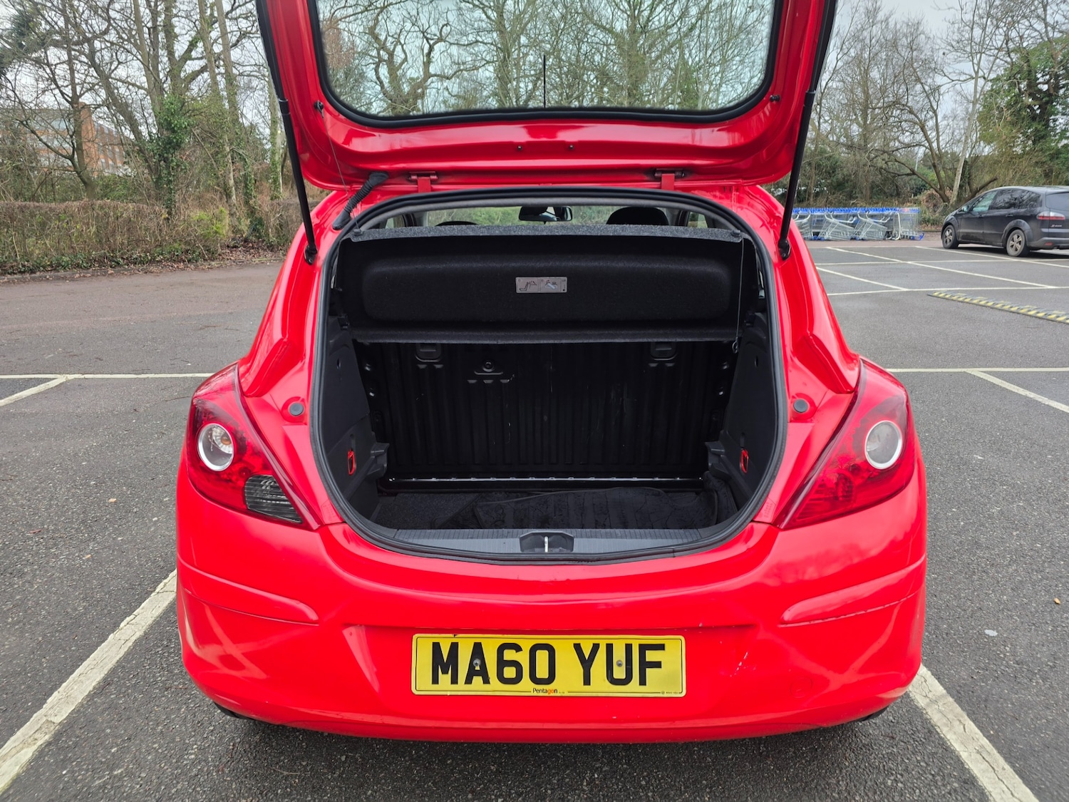 Used Vauxhall Corsa 2010 for sale - 77256613: Photo 10