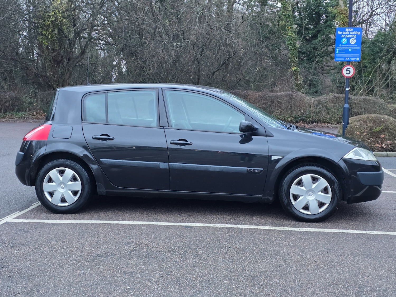 Used Renault Megane 2005 for sale - 77256616: Photo 2
