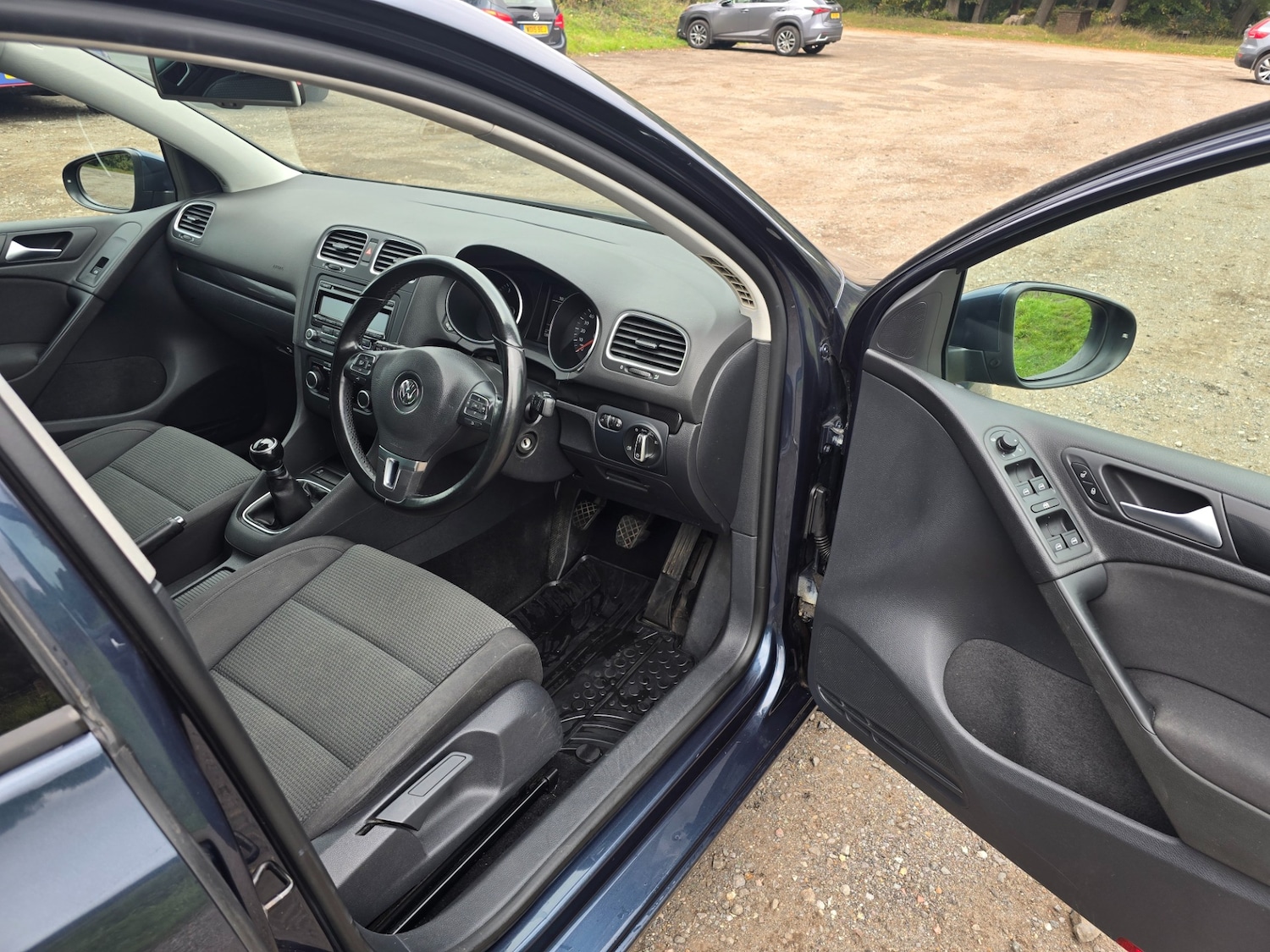 Used Volkswagen Golf 2012 for sale - 76482826: Photo 10