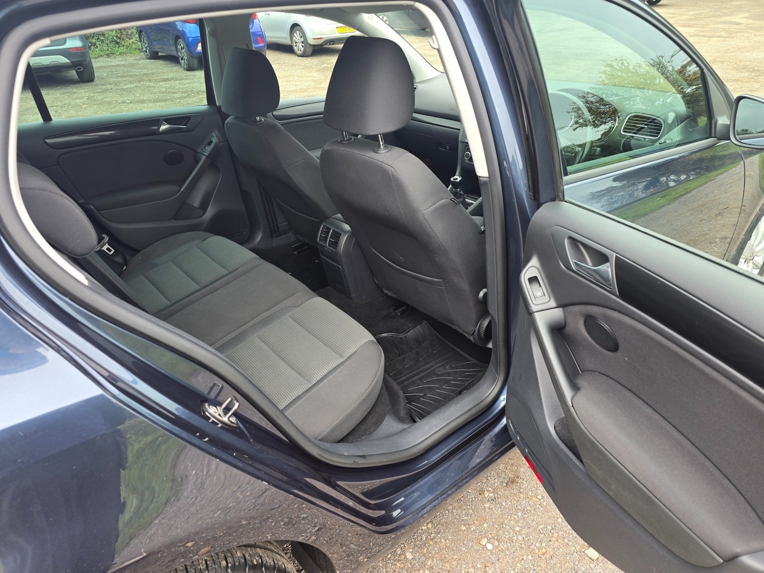 Used Volkswagen Golf 2012 for sale - 76482826: Photo 11