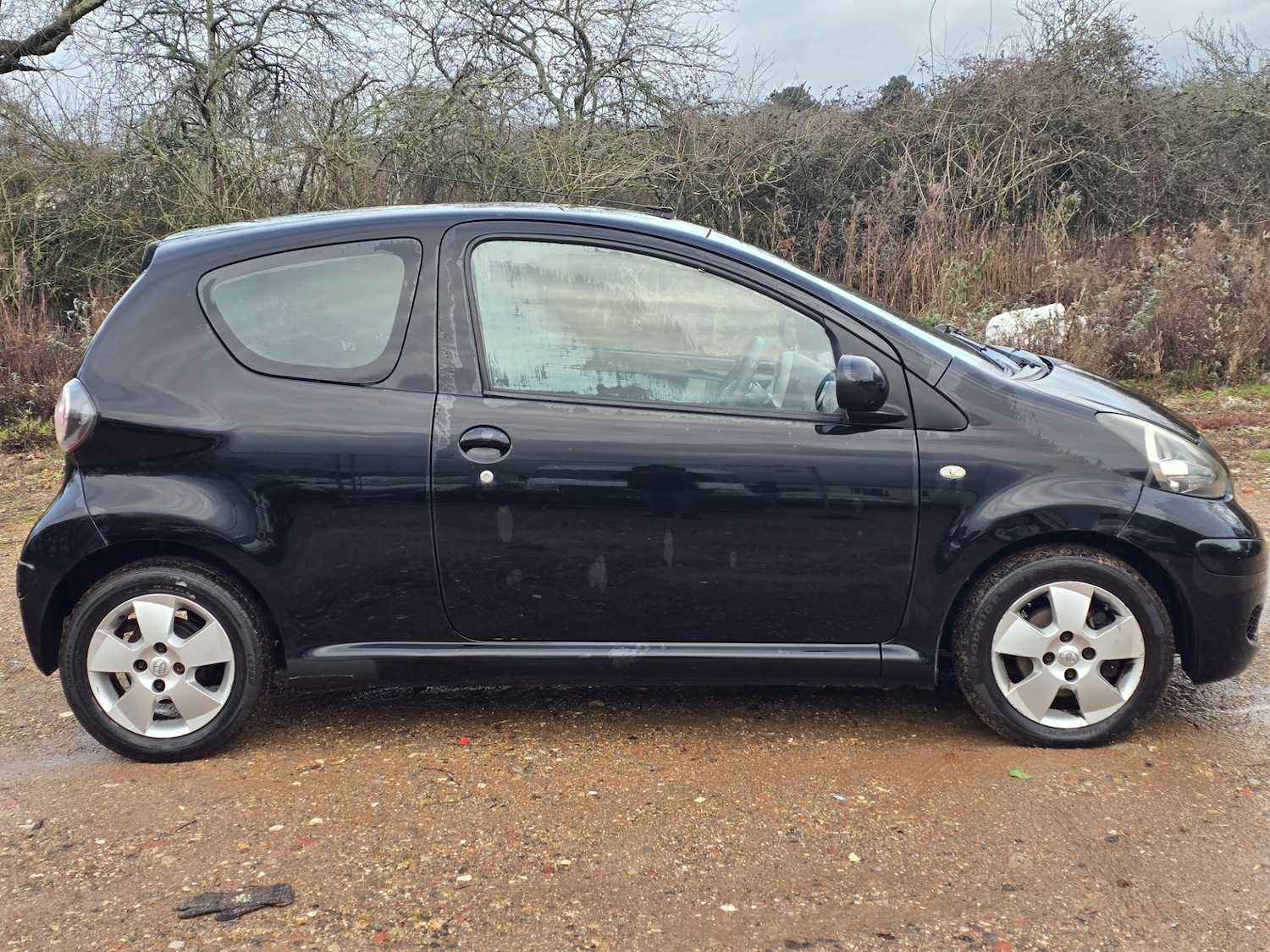 Used Toyota AYGO 2010 for sale - 77154554: Photo 8