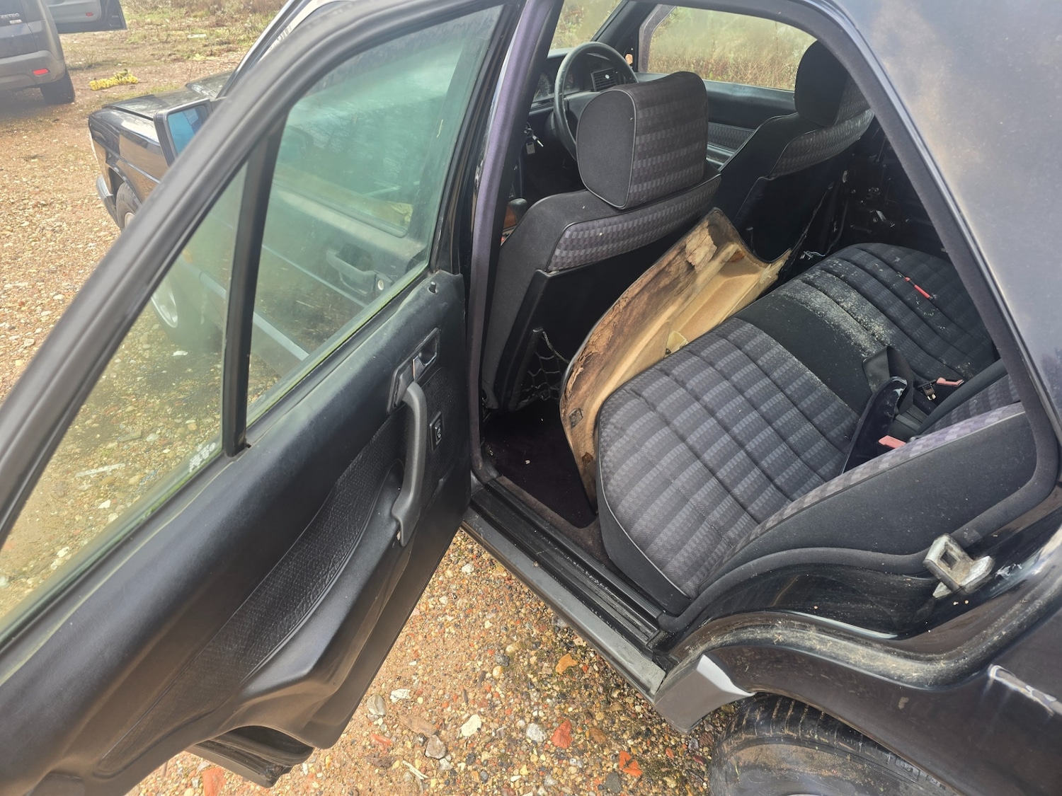 Used Mercedes-Benz 190 1992 for sale - 77310350: Photo 13