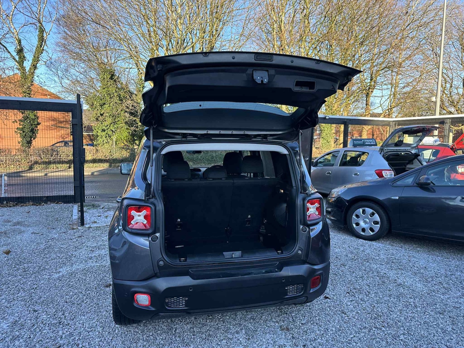 Used Jeep Renegade 2016 for sale - 77124187: Photo 10