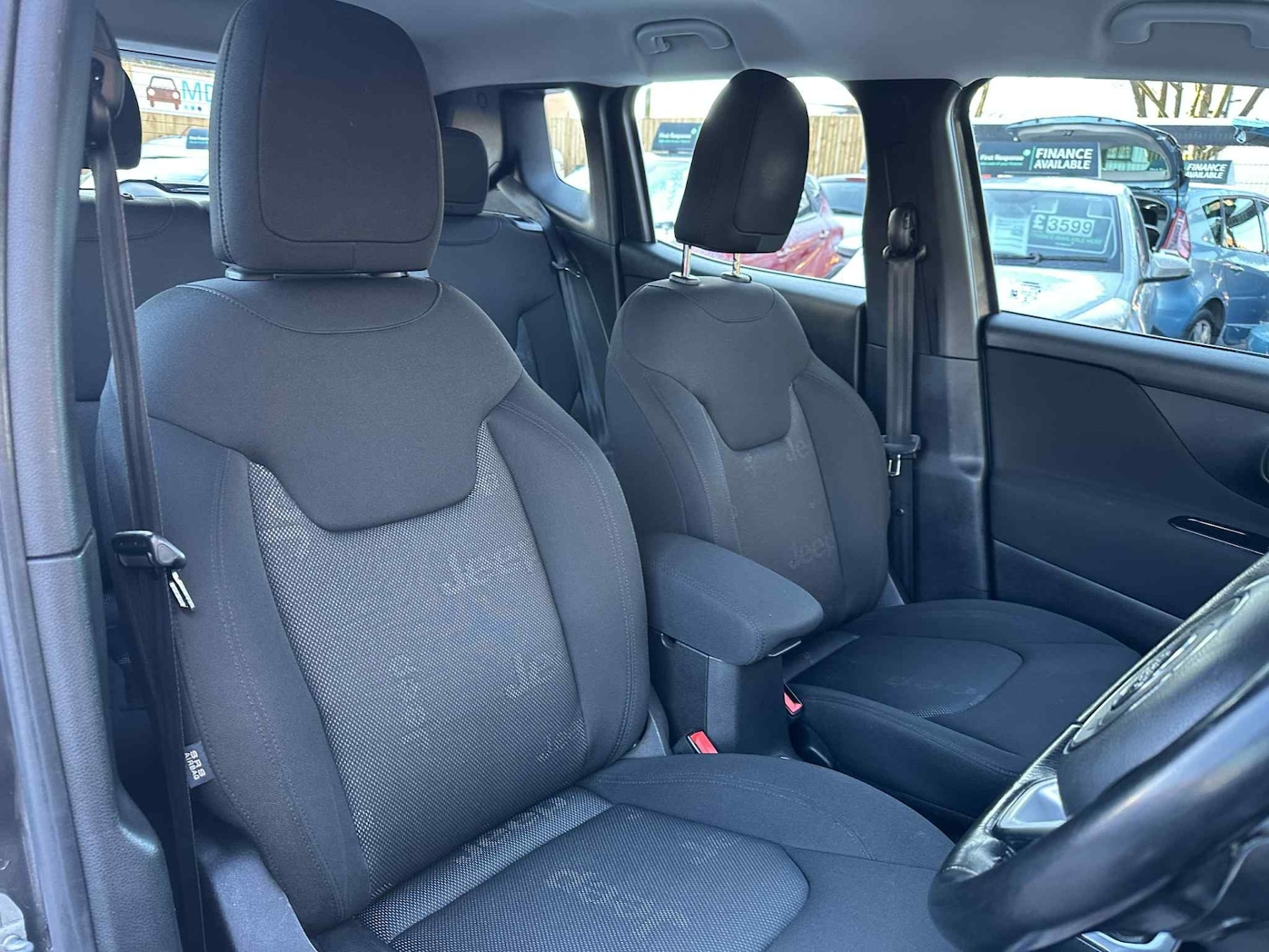 Used Jeep Renegade 2016 for sale - 77124187: Photo 5