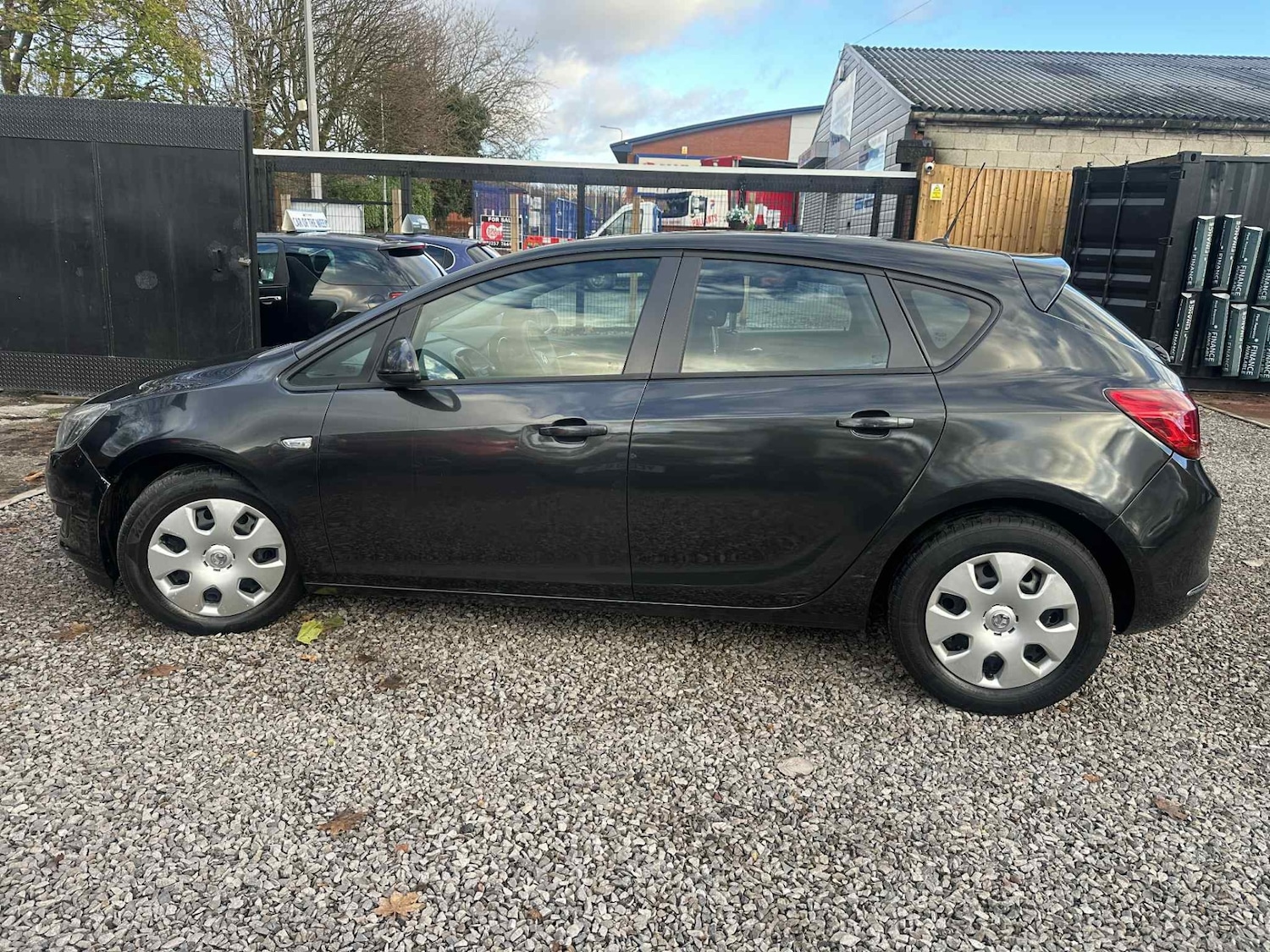Used Vauxhall Astra 2012 for sale - 76684552: Photo 9