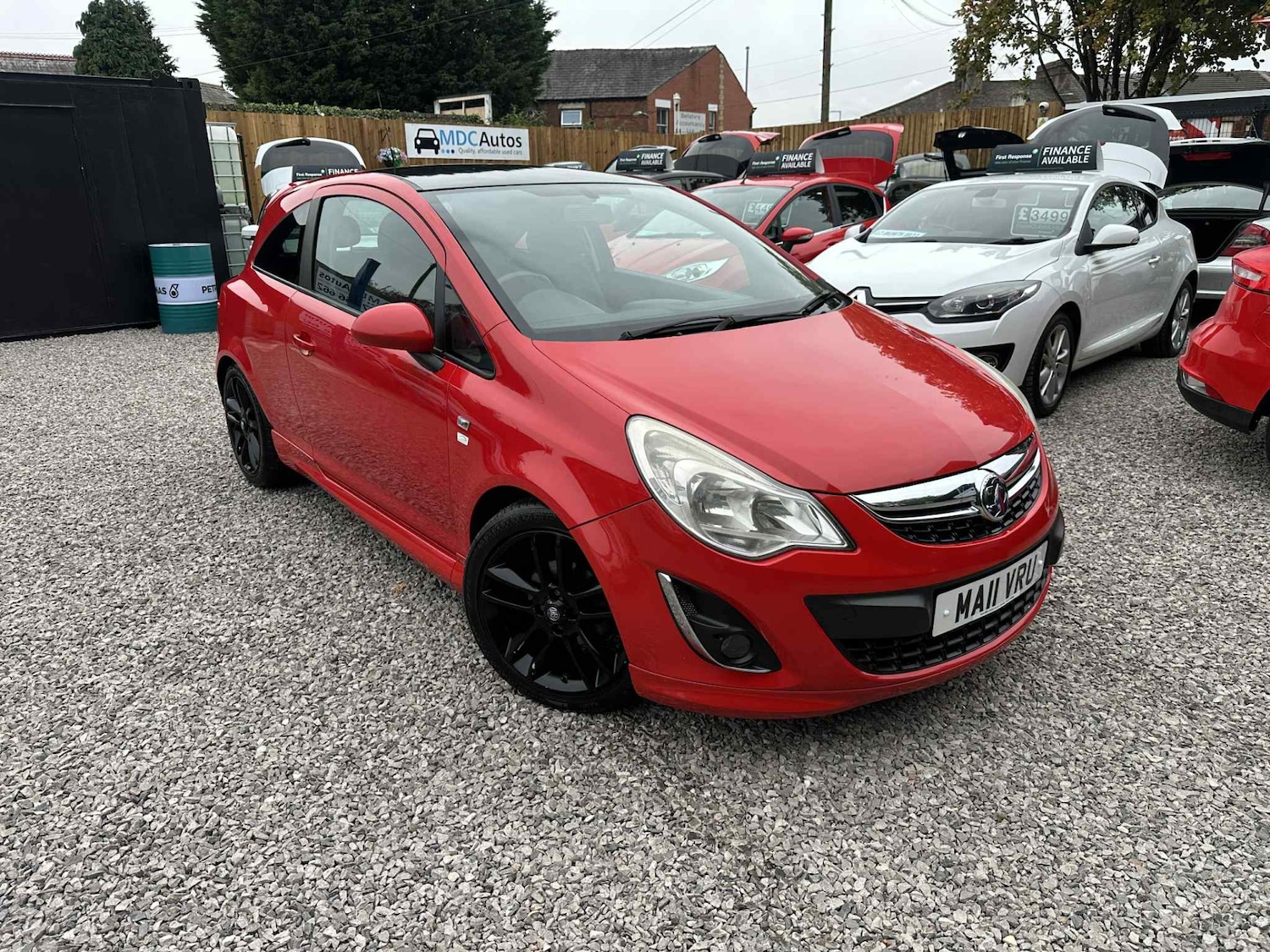 Used Vauxhall Corsa 2011 for sale - 76102742: Photo 1