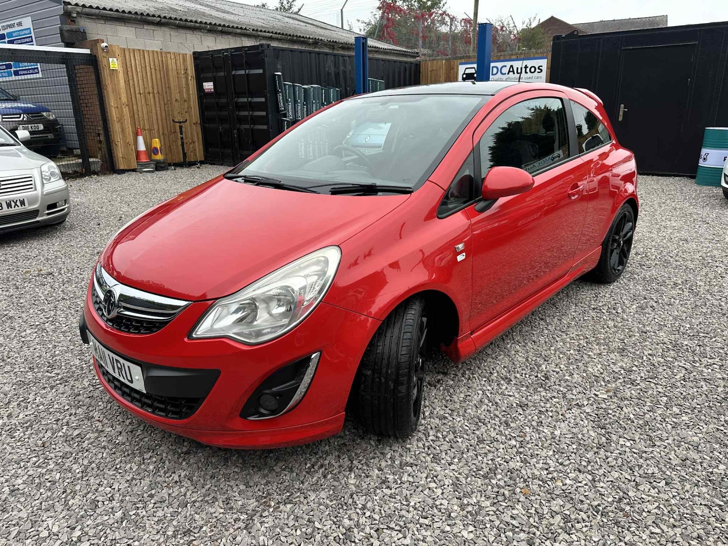 Used Vauxhall Corsa 2011 for sale - 76102742: Photo 4