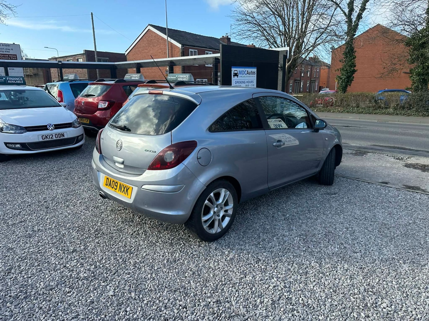 Used Vauxhall Corsa 2009 for sale - 77833555: Photo 2