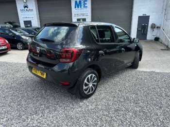 Used Dacia Sandero 2018 for sale - 74937065: Photo