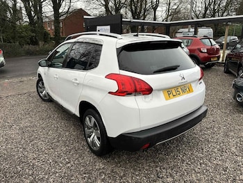 Used Peugeot 2008 2015 for sale - 77285887: Photo