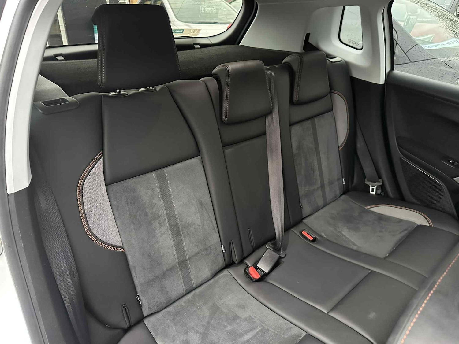 Used Peugeot 2008 2015 for sale - 77285887: Photo 6