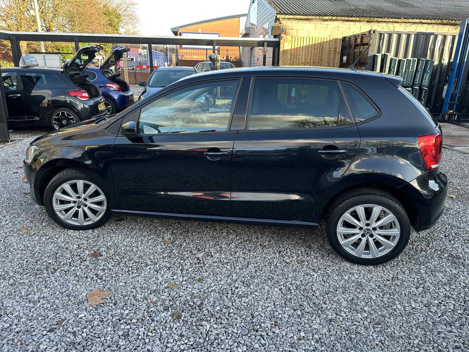 Used Volkswagen Polo 2010 for sale - 76626641: Photo 11