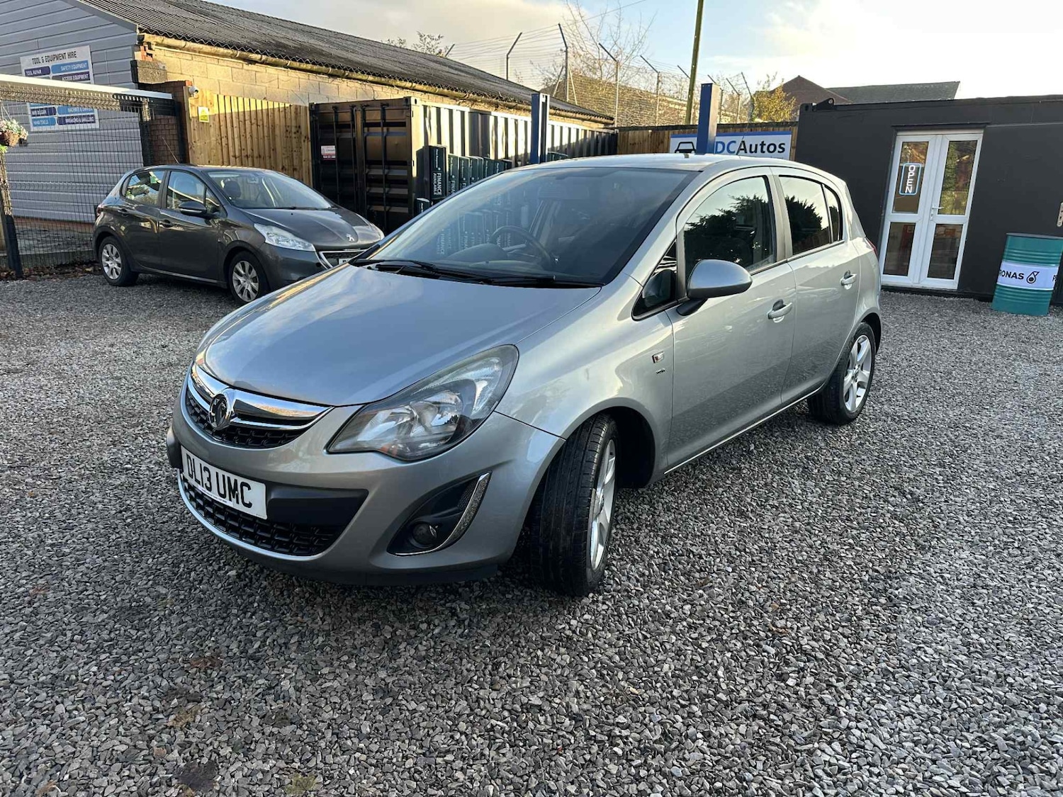 Used Vauxhall Corsa 2013 for sale - 76794959: Photo 4