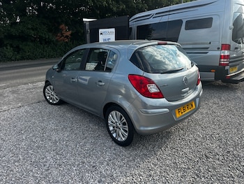 Used Vauxhall Corsa 2011 for sale - 79511825: Photo