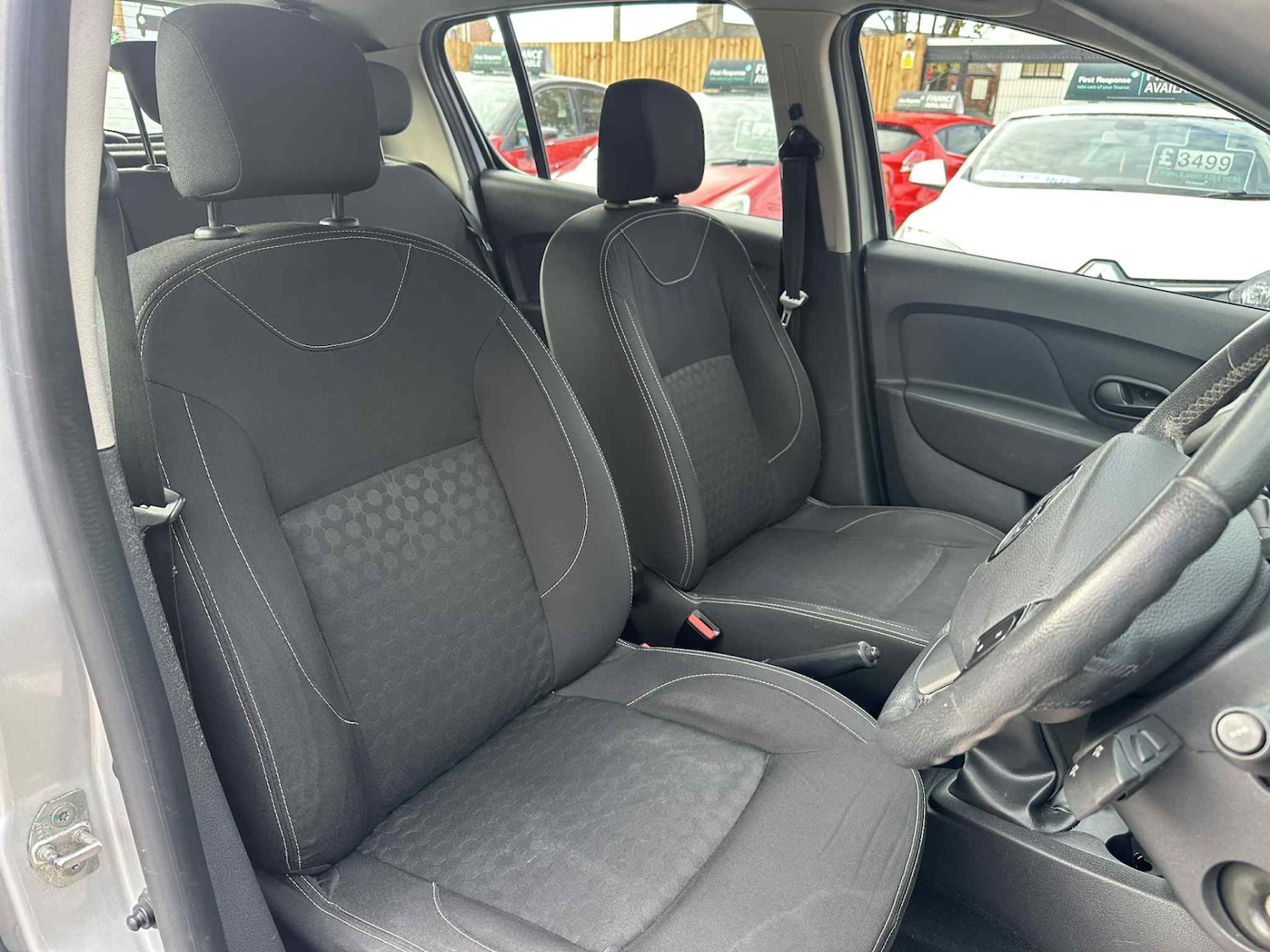 Used Dacia Sandero 2013 for sale - 76207533: Photo 5