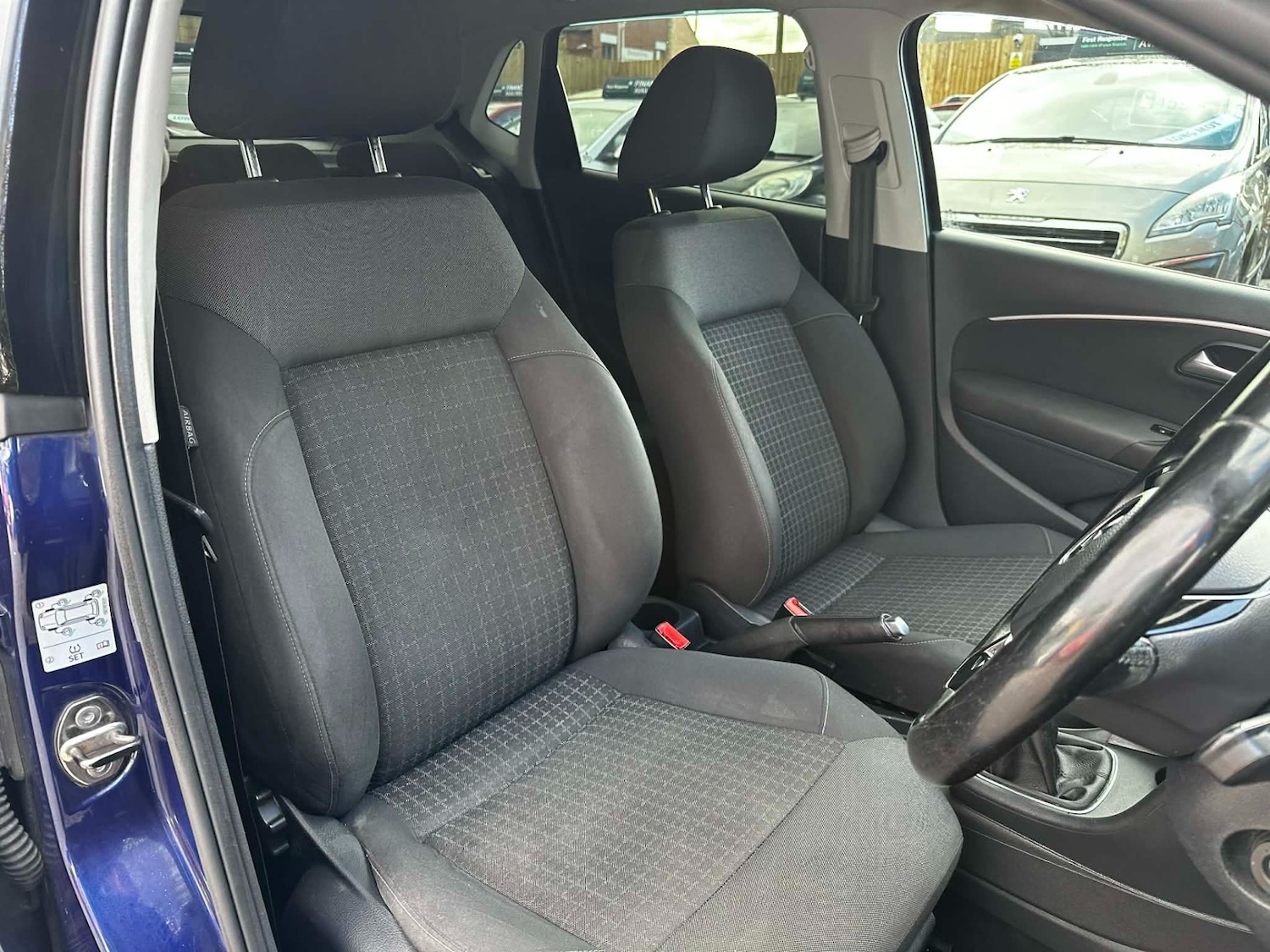 Used Volkswagen Polo 2015 for sale - 78183201: Photo 5