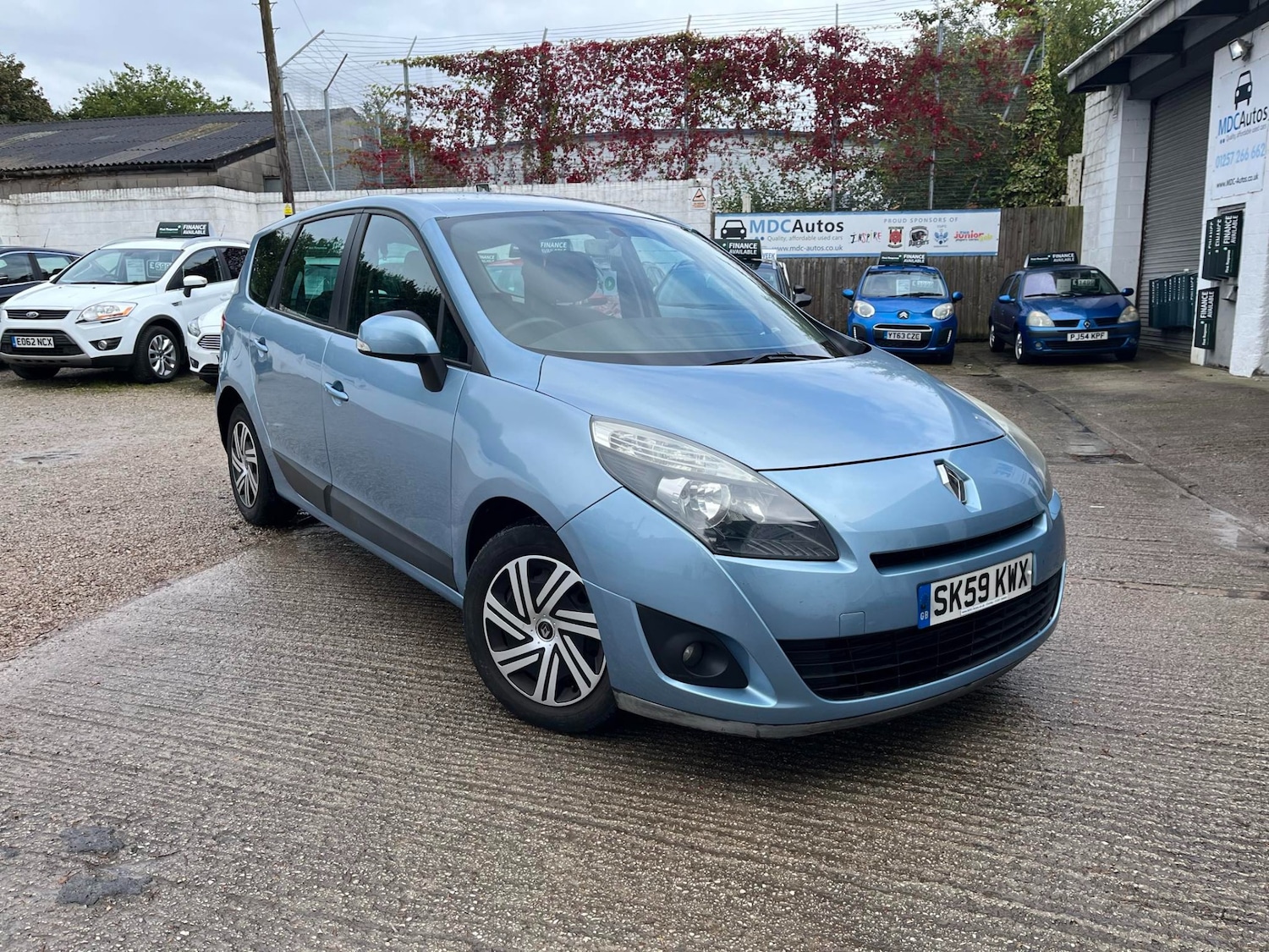 Used Renault Grand Scenic 2009 for sale - 76365196: Photo 1