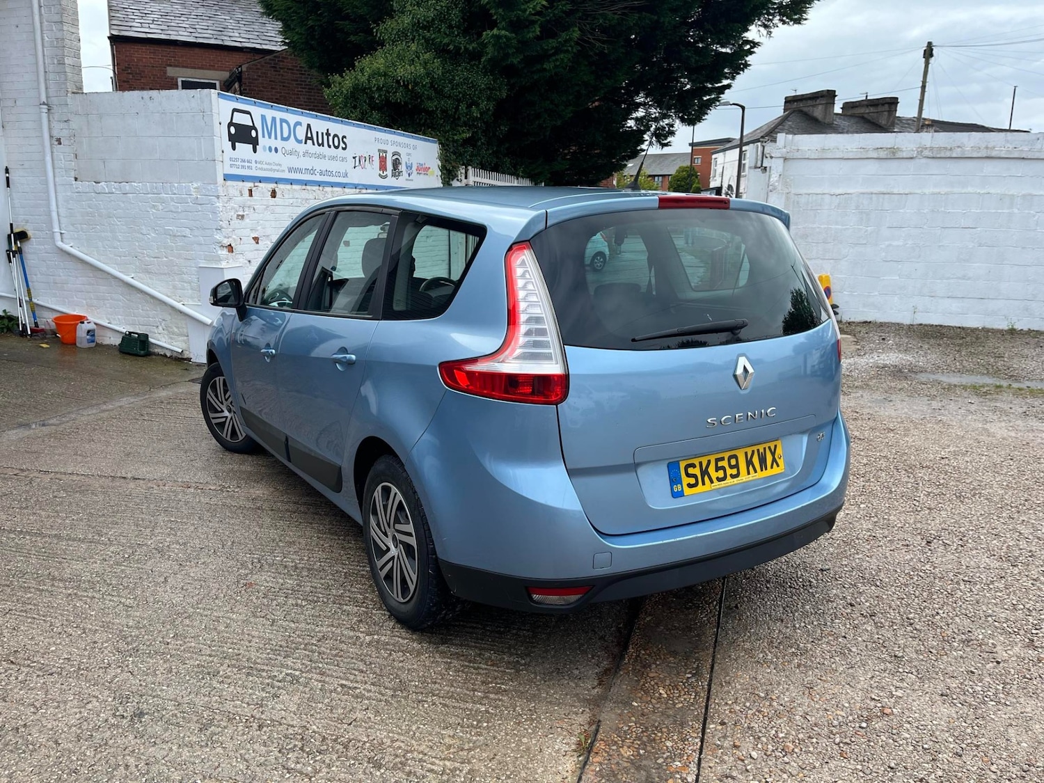 Used Renault Grand Scenic 2009 for sale - 76365196: Photo 3