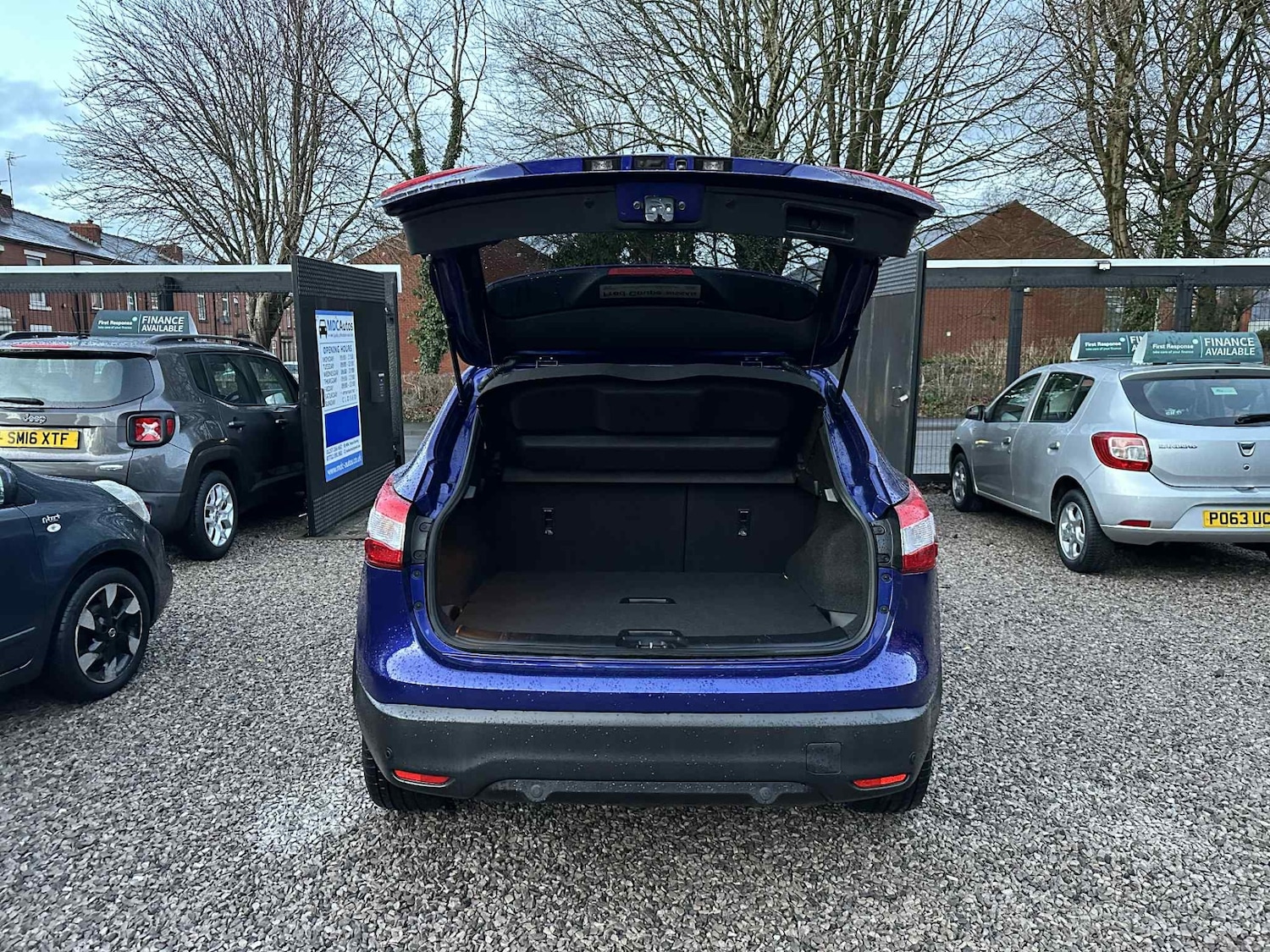 Used Nissan Qashqai 2017 for sale - 77171345: Photo 11