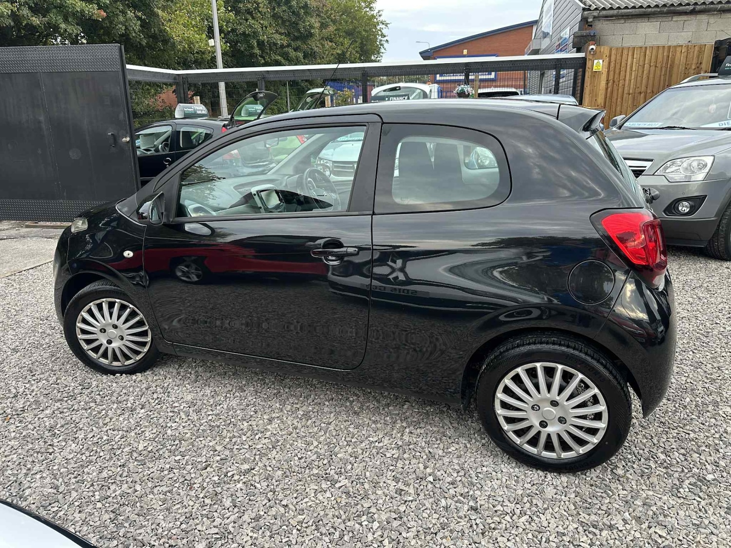 Used Citroen C1 2015 for sale - 76149394: Photo 11