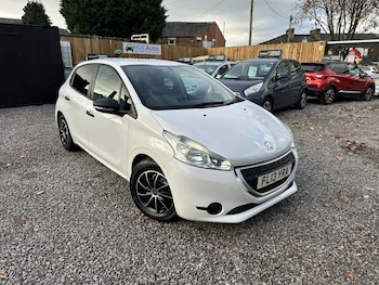 Peugeot - 208
