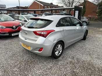 Used Hyundai i30 2013 for sale - 77198448: Photo