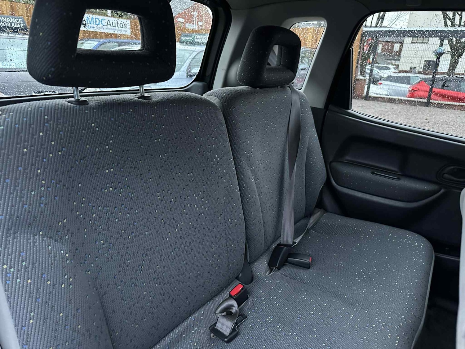 Used Suzuki Ignis 2003 for sale - 77000886: Photo 6