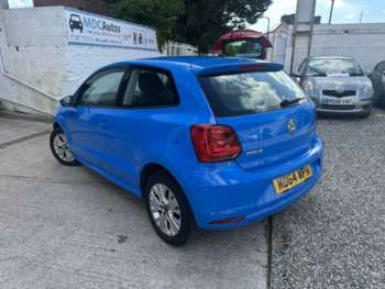 Used Volkswagen Polo 2015 for sale - 74812865: Photo